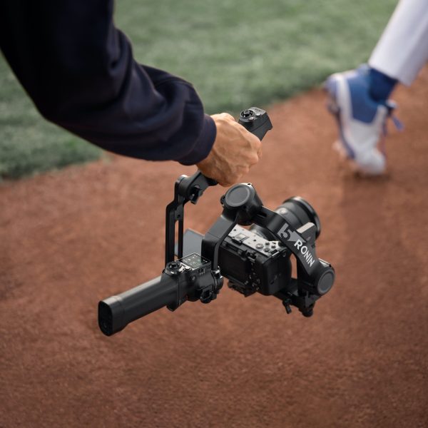 DJI RS 5 Gimbal Stabilizer with Touchscreen Tracking, 3kg Payload-6
