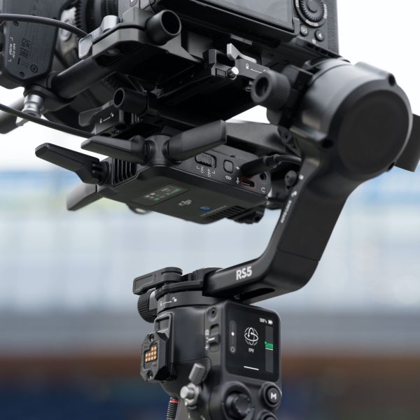 DJI RS 5 Gimbal Stabilizer with Touchscreen Tracking, 3kg Payload-8